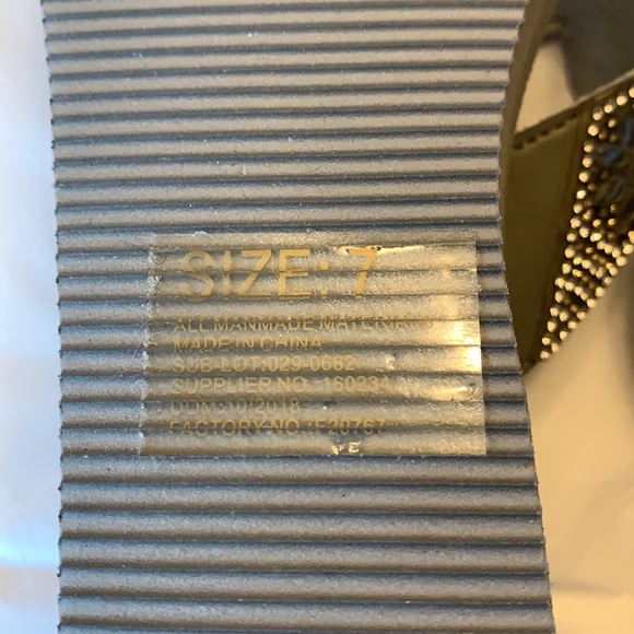 Fancy FlipFlops - Picture 3 of 4